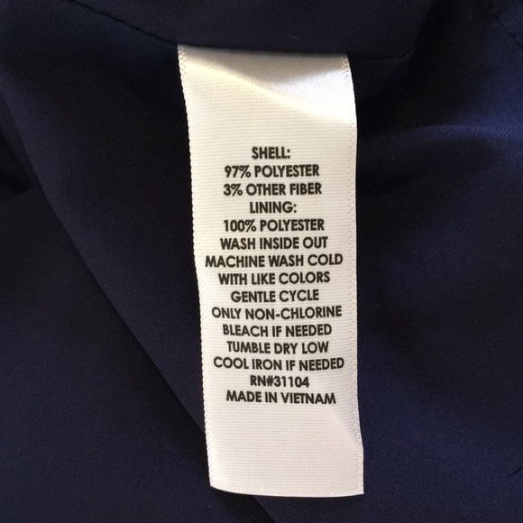 CROWN & IVY | Metallic Clip-Dot Dress - Picture 11 of 12